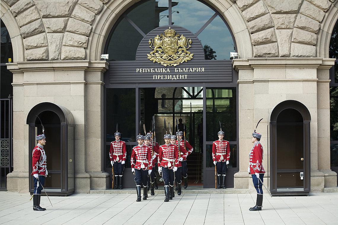 The guards in front of the presidency. Sofia.